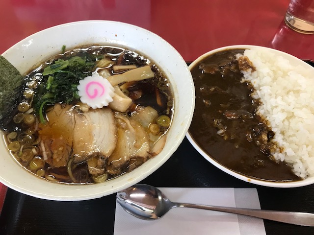 中華そば 哲ちゃん ラーメンも提供する まるか食堂 に 社長川崎のラーメン紀行 中華そば 哲ちゃん ラーメンも提供する まるか食堂 に 社長川崎のラーメン紀行